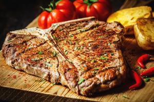 Стейк T-Bone. История и особенности приготовления
