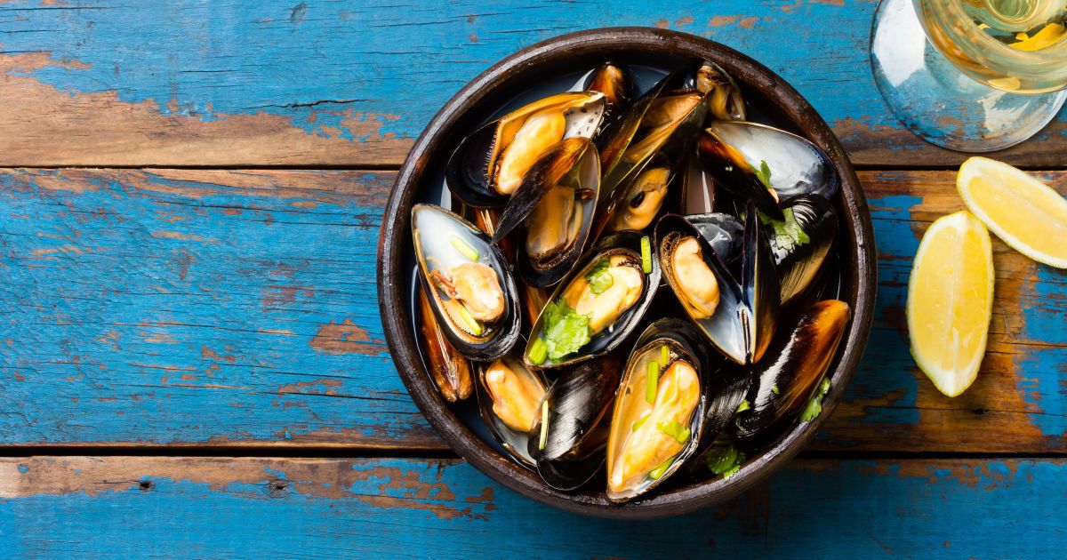 Три закуски из морепродуктов на гриле